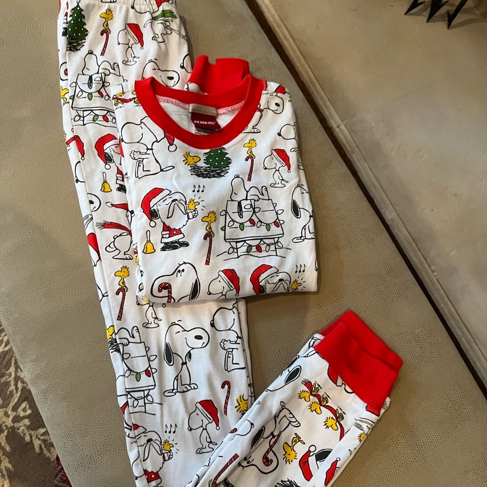 Pottery Barn Teen Snoopy Holiday Pajama Set - Red and White.
